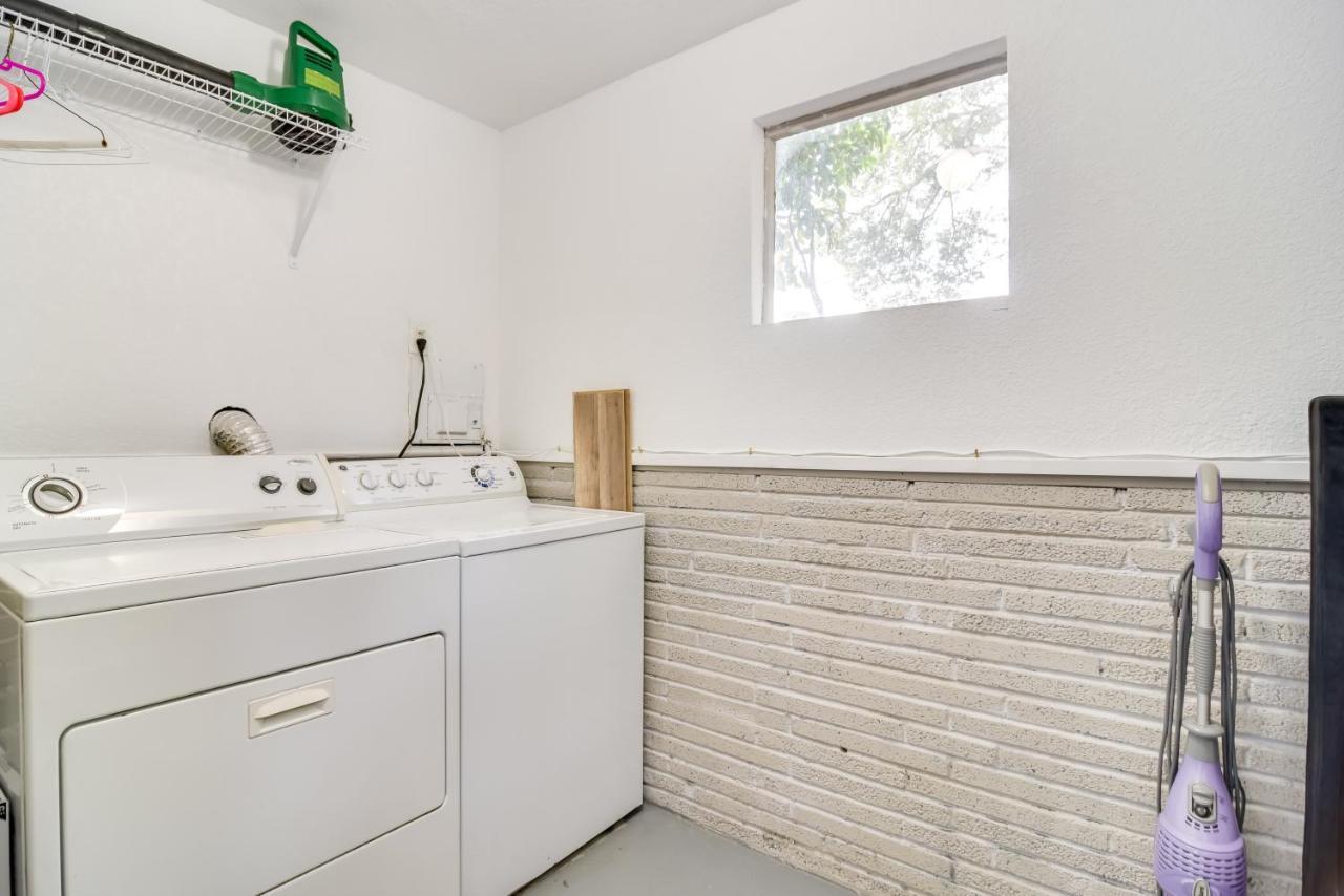 Pet-Friendly Gulfport Home Walkable Location! St. Petersburg Luaran gambar